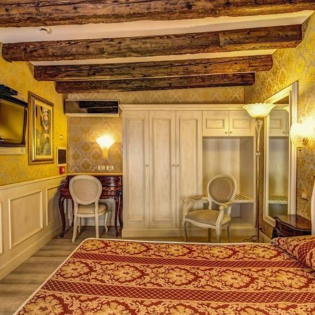San Marco - Le Isole - Corte Coppo - Locande Venedig Exteriör bild